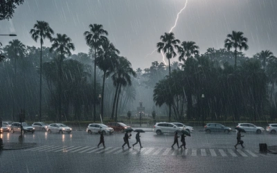 Peringatan BMKG 12 Desember: Hujan Luas, Ancaman Siklon 93S dan Petir